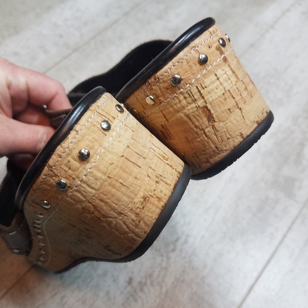 Donald Pliner Syra Brown Strappy Studded Wedges 8 - Picture 7 of 9